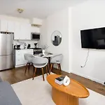 Cozy And New Fully Furnished 1Bd/1Br In Park Slope