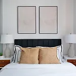 78-3C Newly Renovated 1Br Wd Walk 2 Central Park