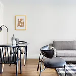 Ues 1Br W Doorman Elevator Gym Nr Park Nyc-566