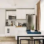 73-308 New 1Br 1Bth Uws Doorman Gym