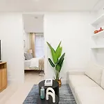 48-4Fw Newly Renovated 2Br Midtown West W&D