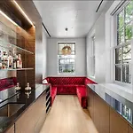 The Mansion On 70Th