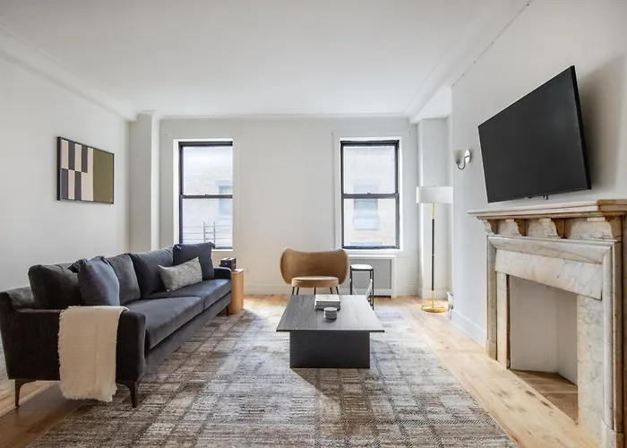Midtown 2Br W Elevator Wd Nr Central Park Nyc-1248