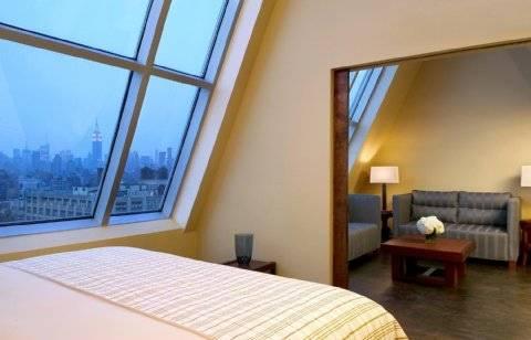 Four Points By Sheraton Manhattan Soho Village Hotel 3*