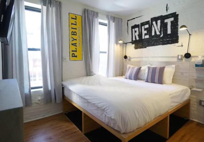 Behome By Luxurban Hotel 3*