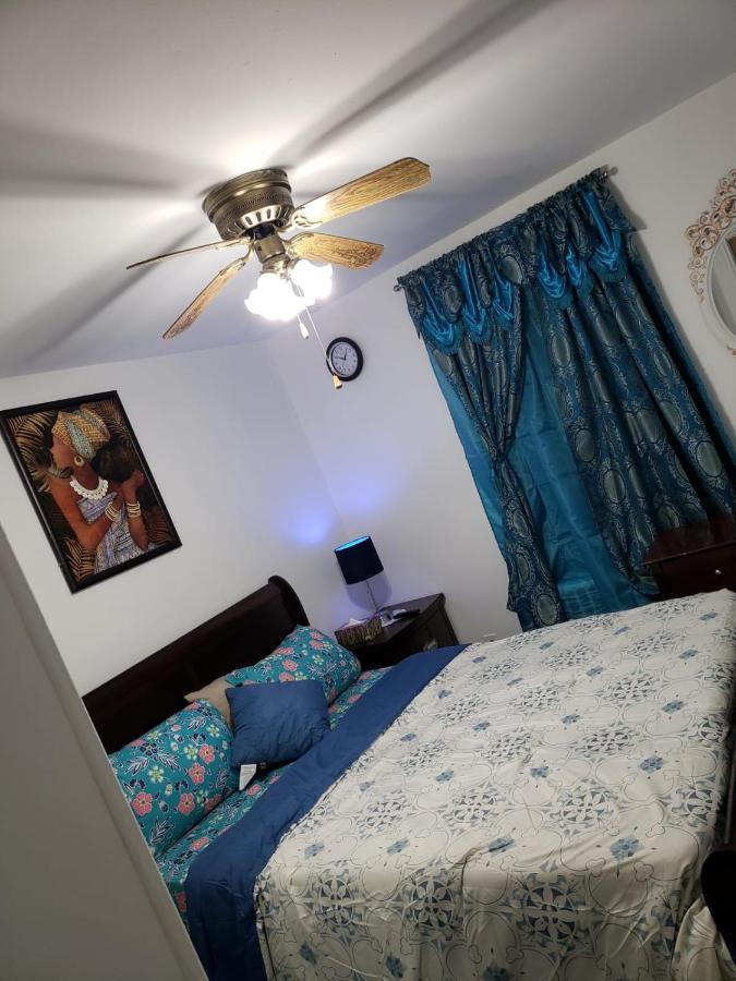 Homestay Away
