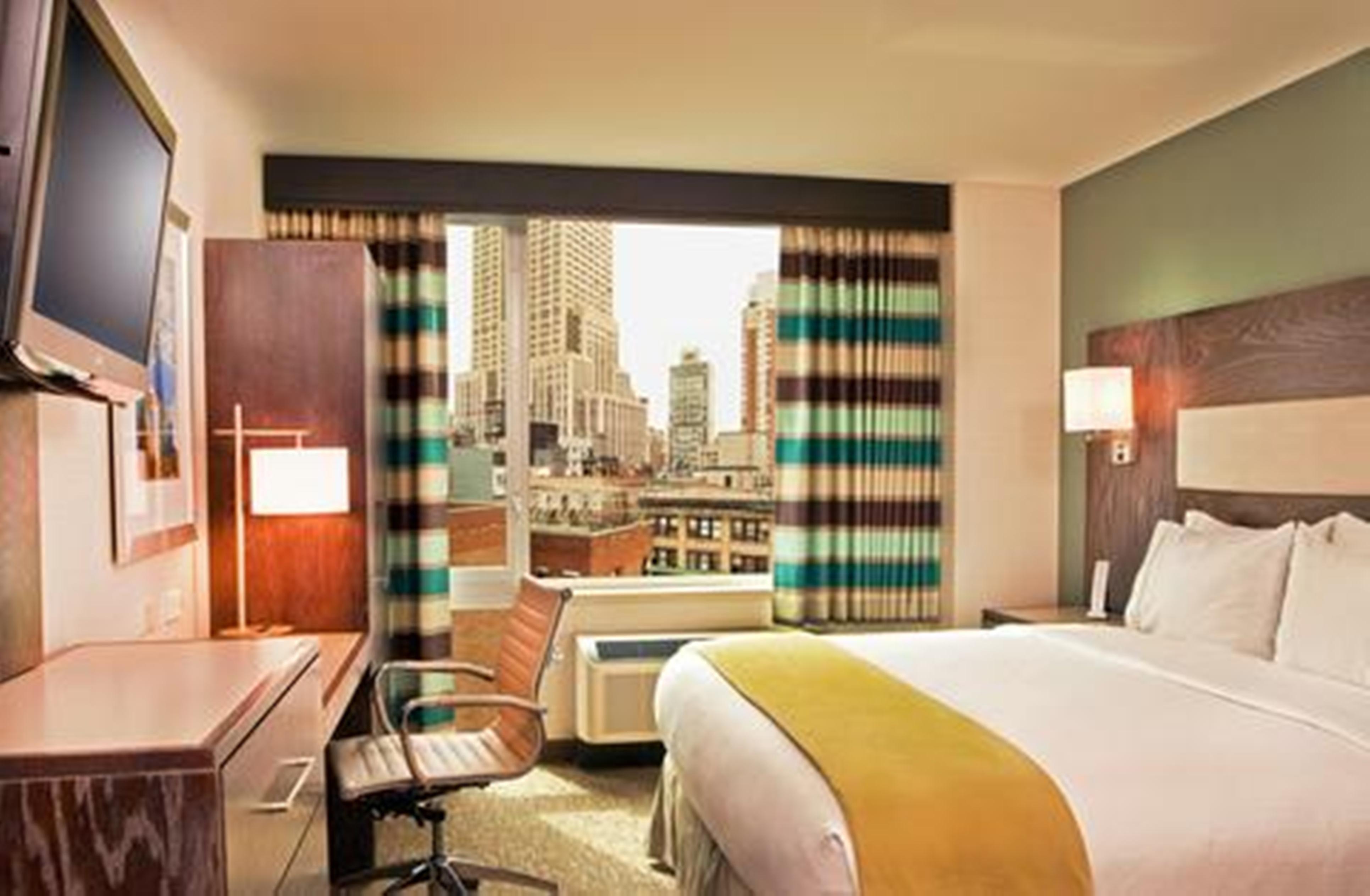 Hotel Express - Times Square South By Ihg New York