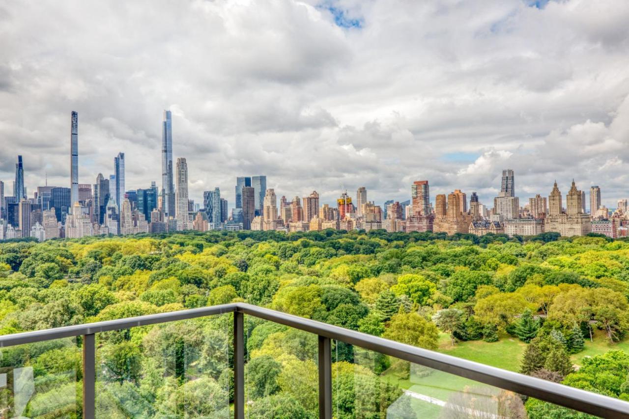 Apartment Ues 3br W Balcony Doorman Nr Park Nyc-1192 New York