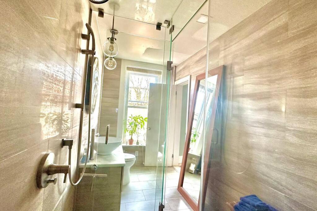 Relaxing & Cozy Spa. In Brooklyn Mins To Mhtn