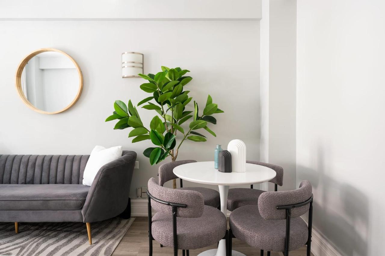 73-201 New 1br 1bth Uws Doorman Gym Apartment
