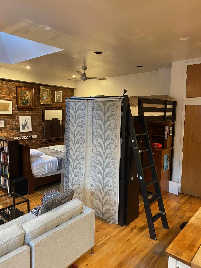 Apartment Carriage House Williamsburg Brooklyn Nyc Huge Studio New York