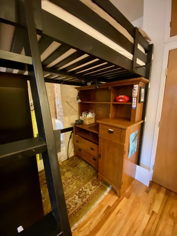Carriage House Williamsburg Brooklyn Nyc Huge Studio * New York