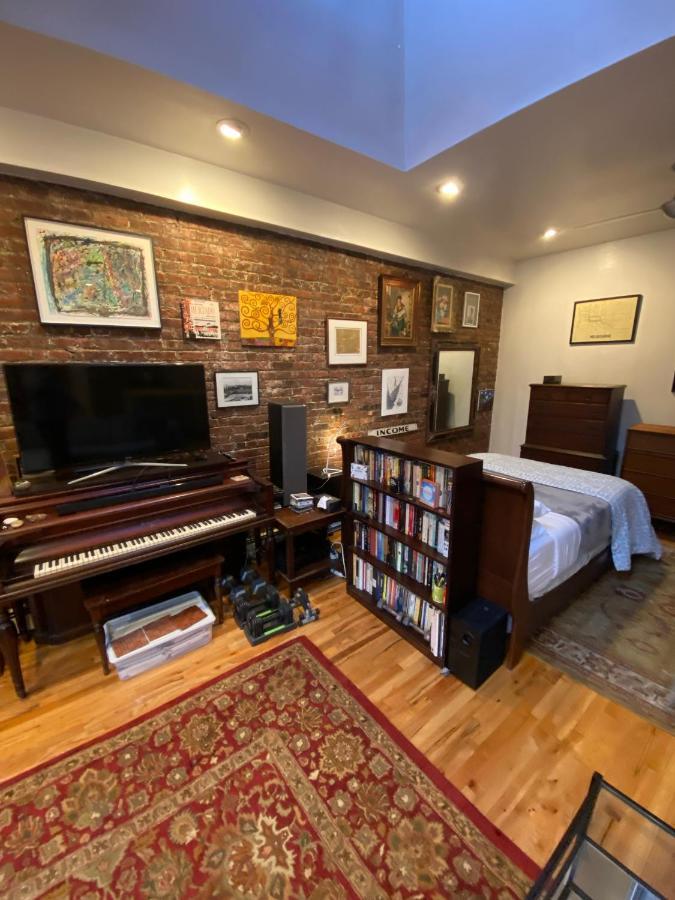 Apartment Carriage House Williamsburg Brooklyn Nyc Huge Studio