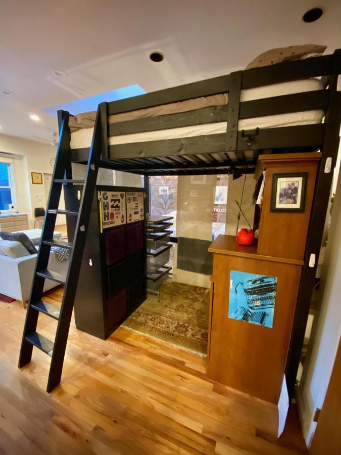Carriage House Williamsburg Brooklyn Nyc Huge Studio Apartment *