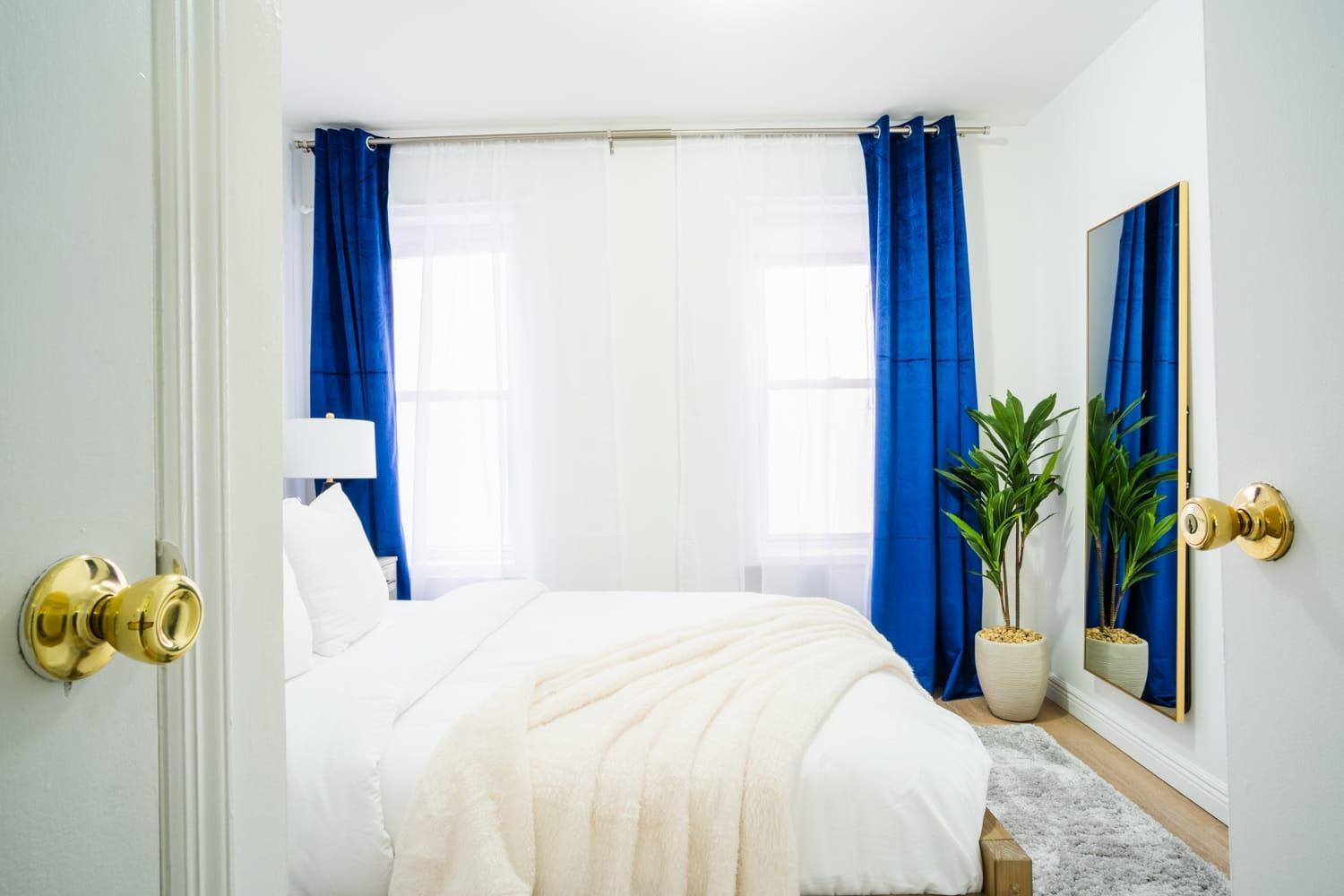 1435-4 I 3 Bedrooms 2bath W D Prime Upper East New York