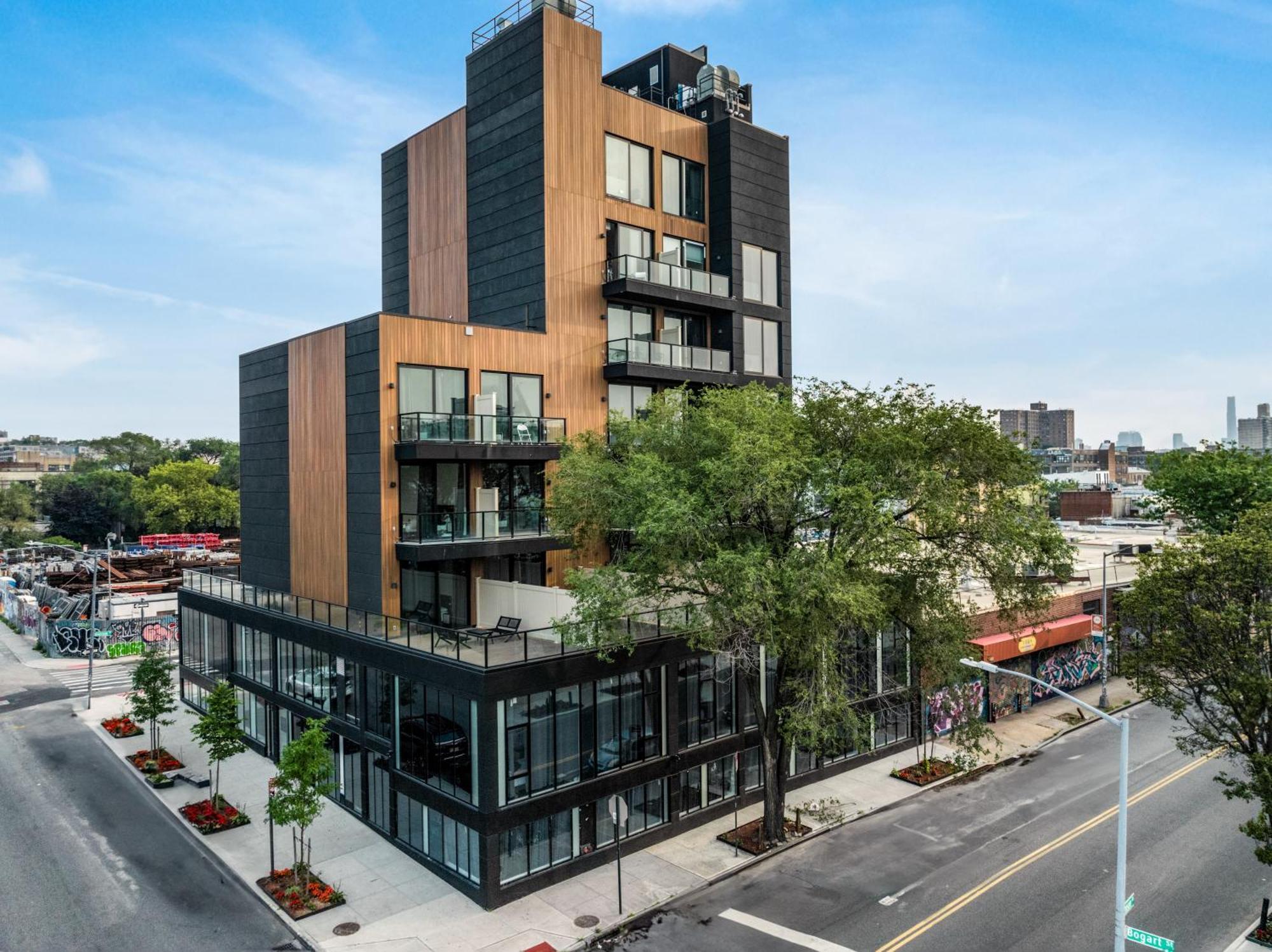Nova Brooklyn Hotel