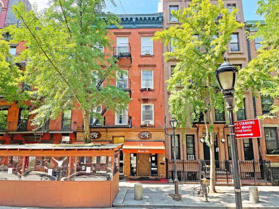 Apartment 2br Great Location Short Walk To Times Square *
