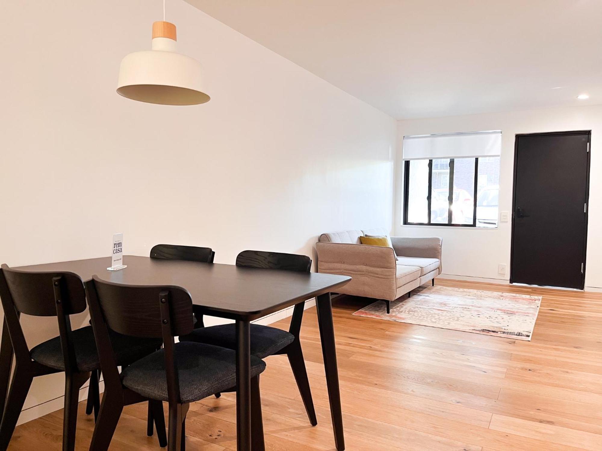 Xxxx Exquisite And Modern In Brooklyn - E