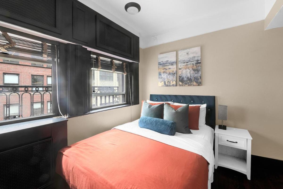 Delightful Desired Location Times Square *