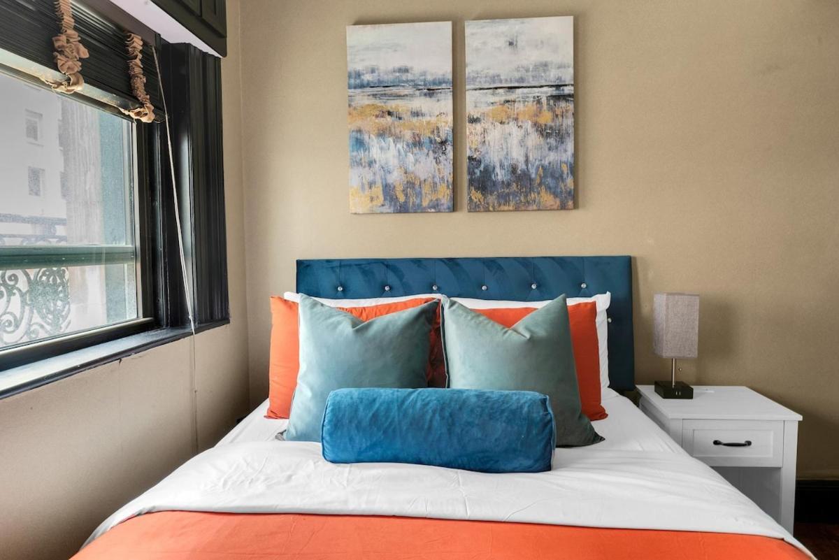 Apartment Delightful Desired Location Times Square *
