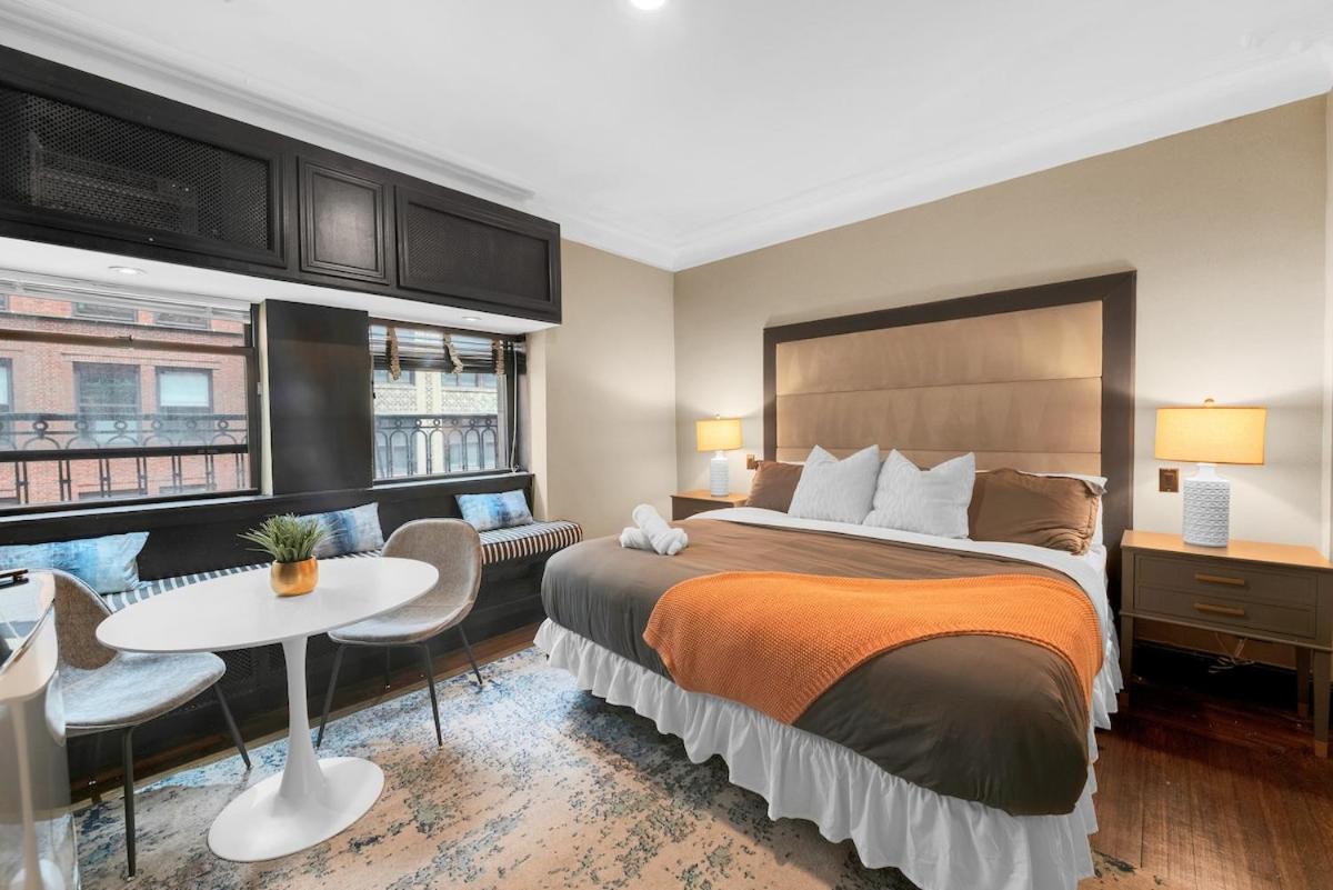 Apartment Delightful Desired Location Times Square *