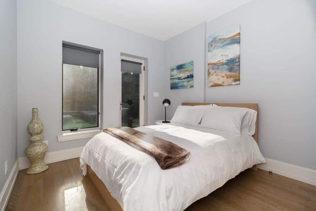 Park South 3 Bedroom With Private Terrace Apartment *