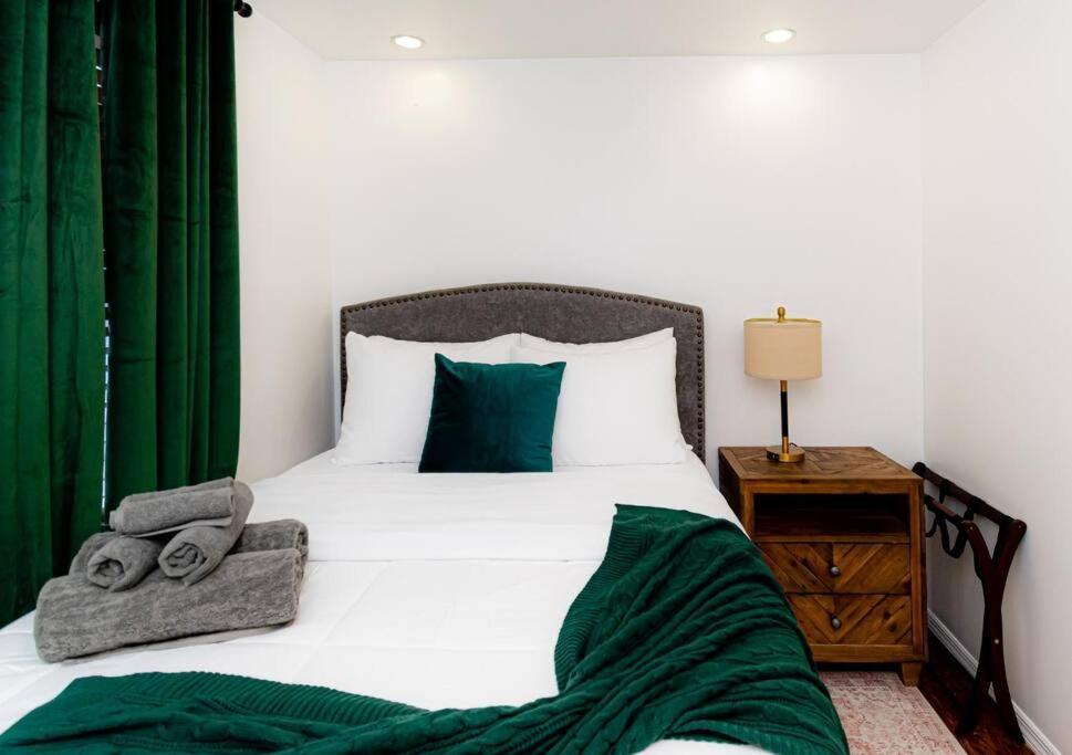 Apartment Luxury 6br In Brooklyn *