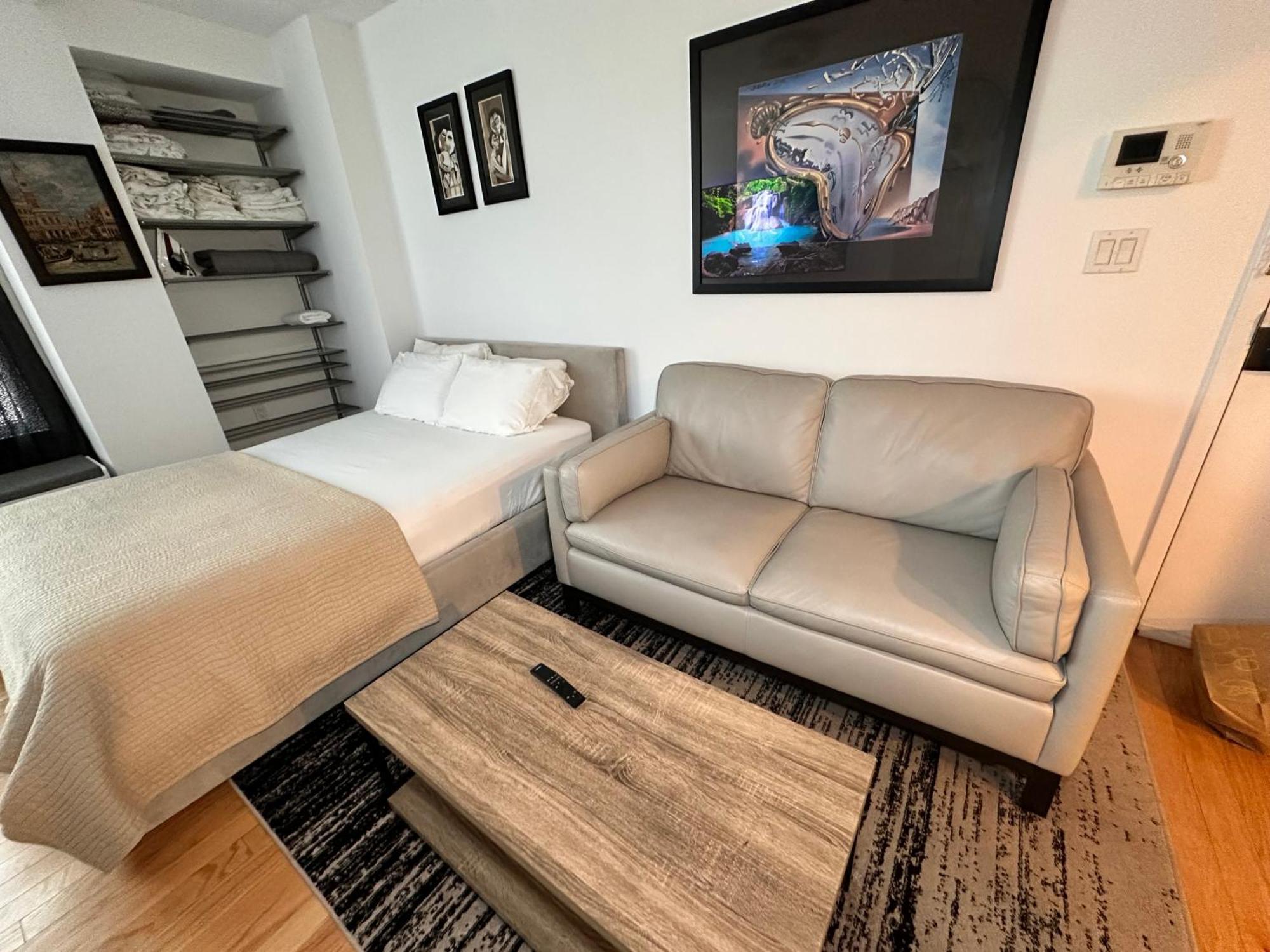 Modern Studio With Private Bathroom And Kitchen * New York