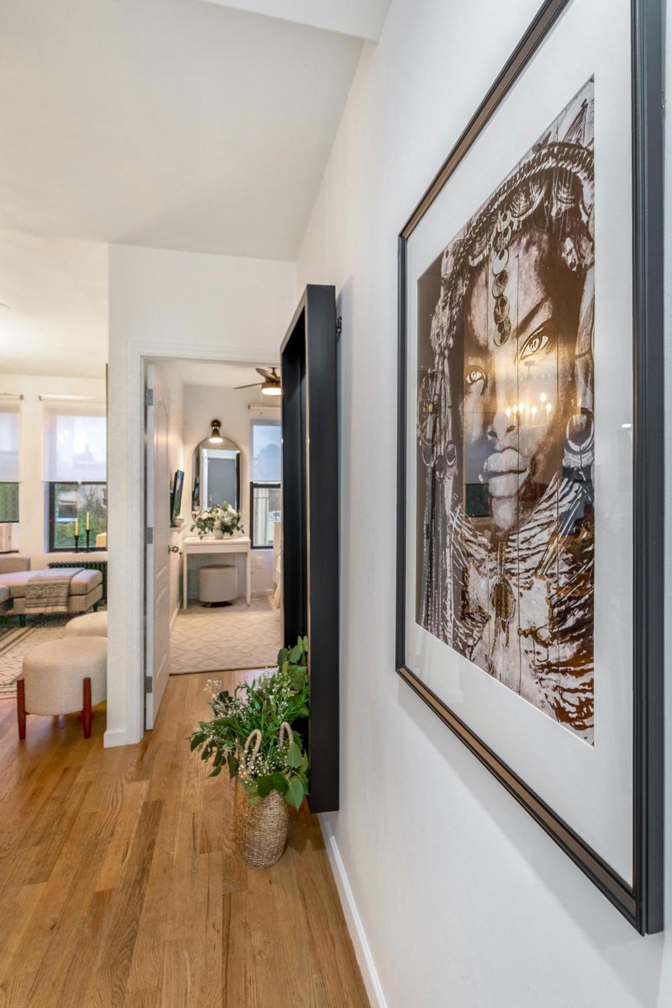 Bright Designer In Historic Harlem, 20 Minutes From Times Square!