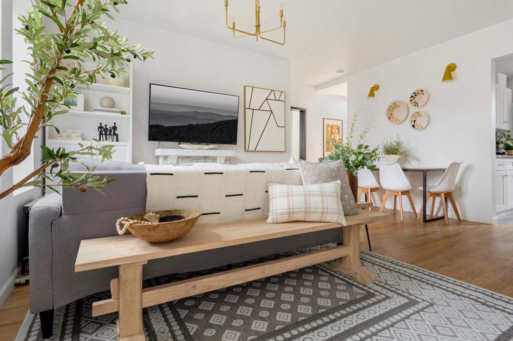 Bright Designer In Historic Harlem, 20 Minutes From Times Square! New York