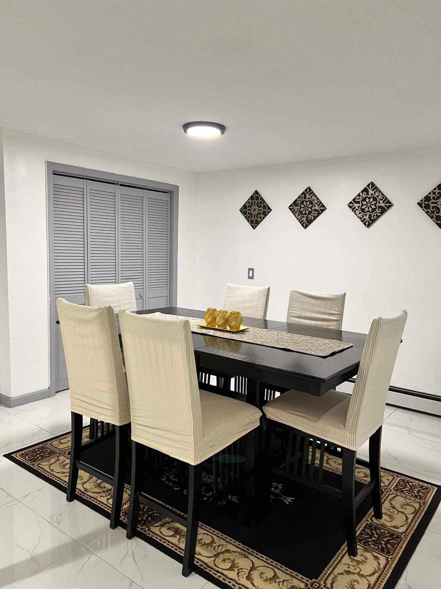 Miad's Guest house