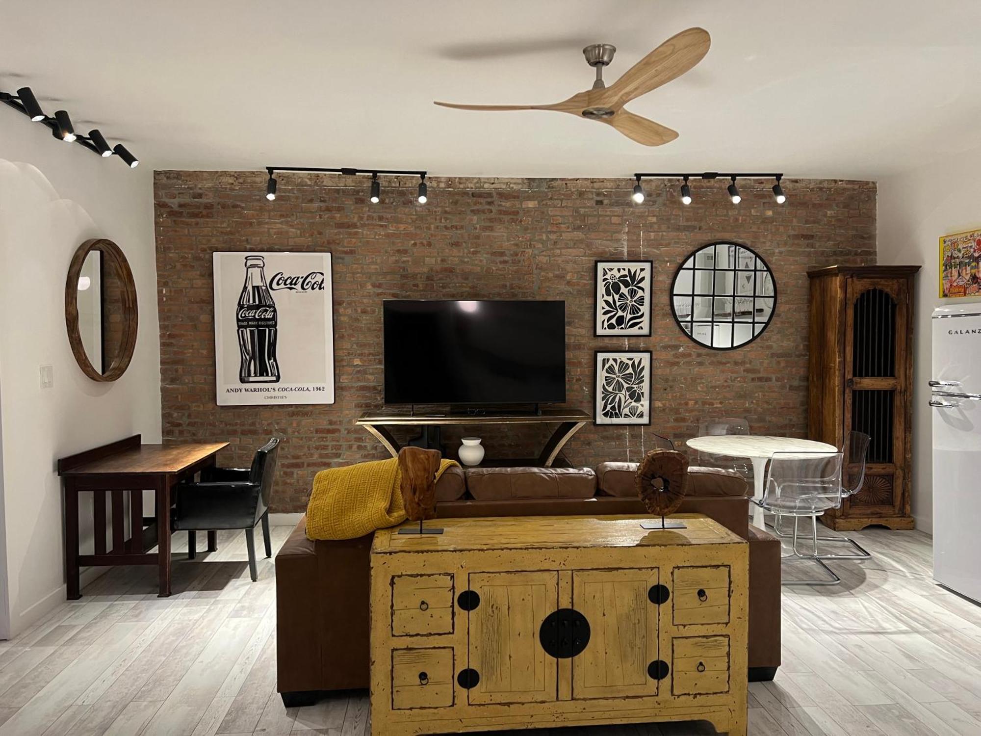Park Slope Pvt 2 Bedroom *