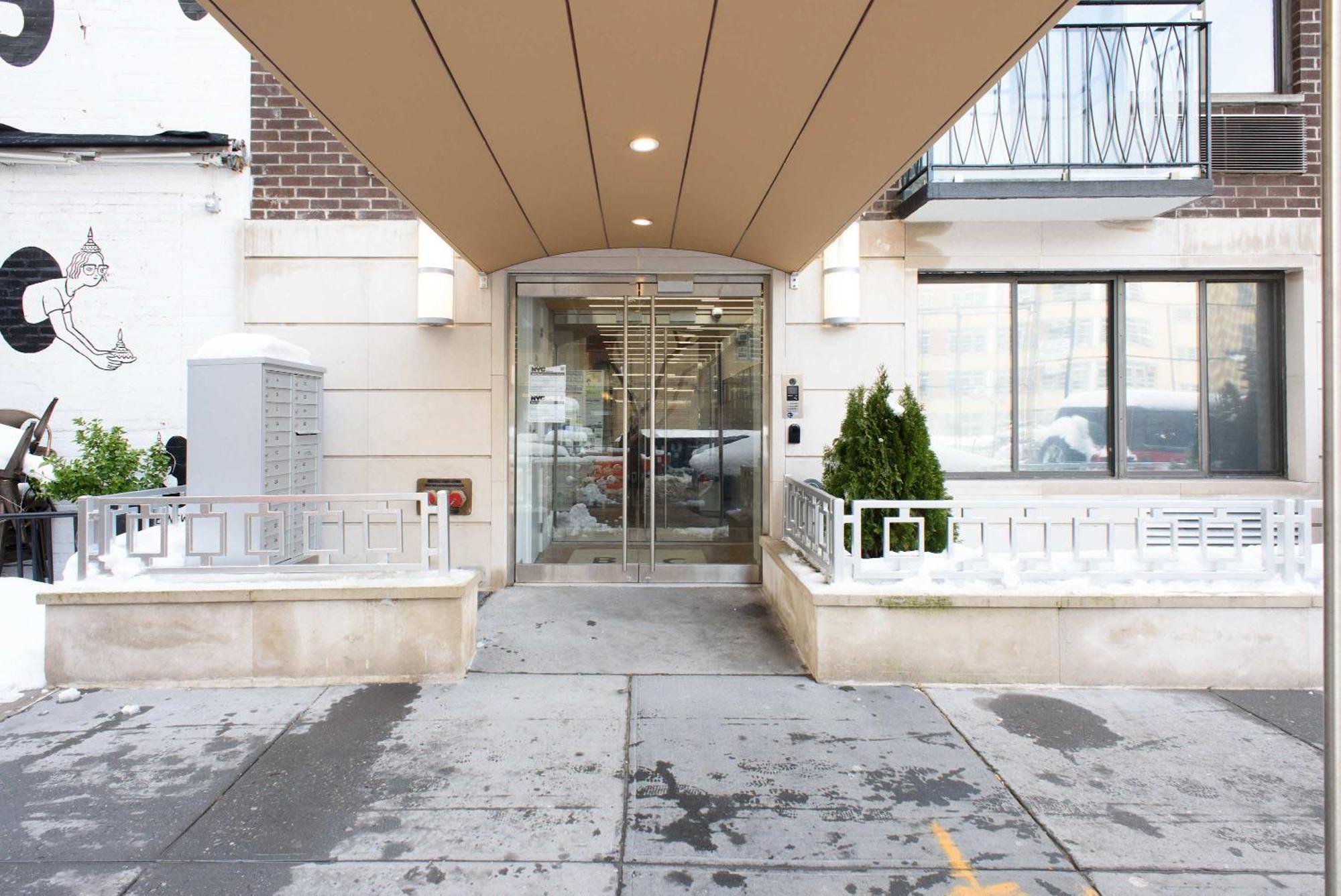 Apartment 75-3c Brand New Duplex 3br W D In The Unit New York