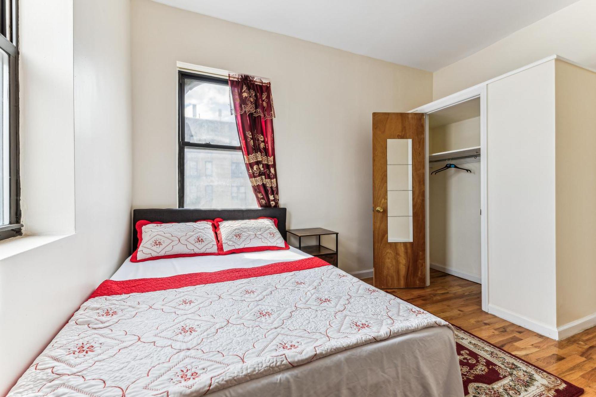 Guest house Empire Blvd *