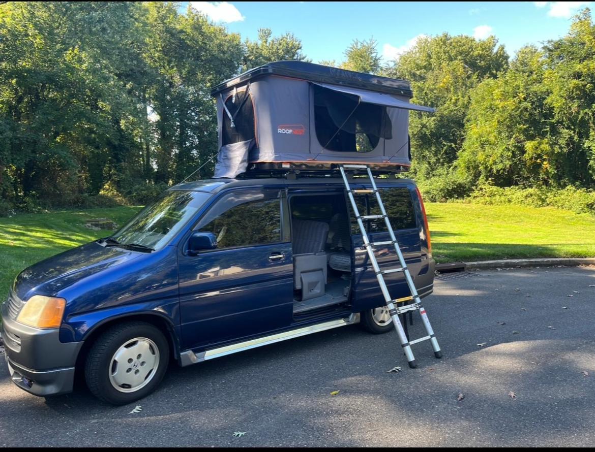 Luxury tent Allyouneedvan *