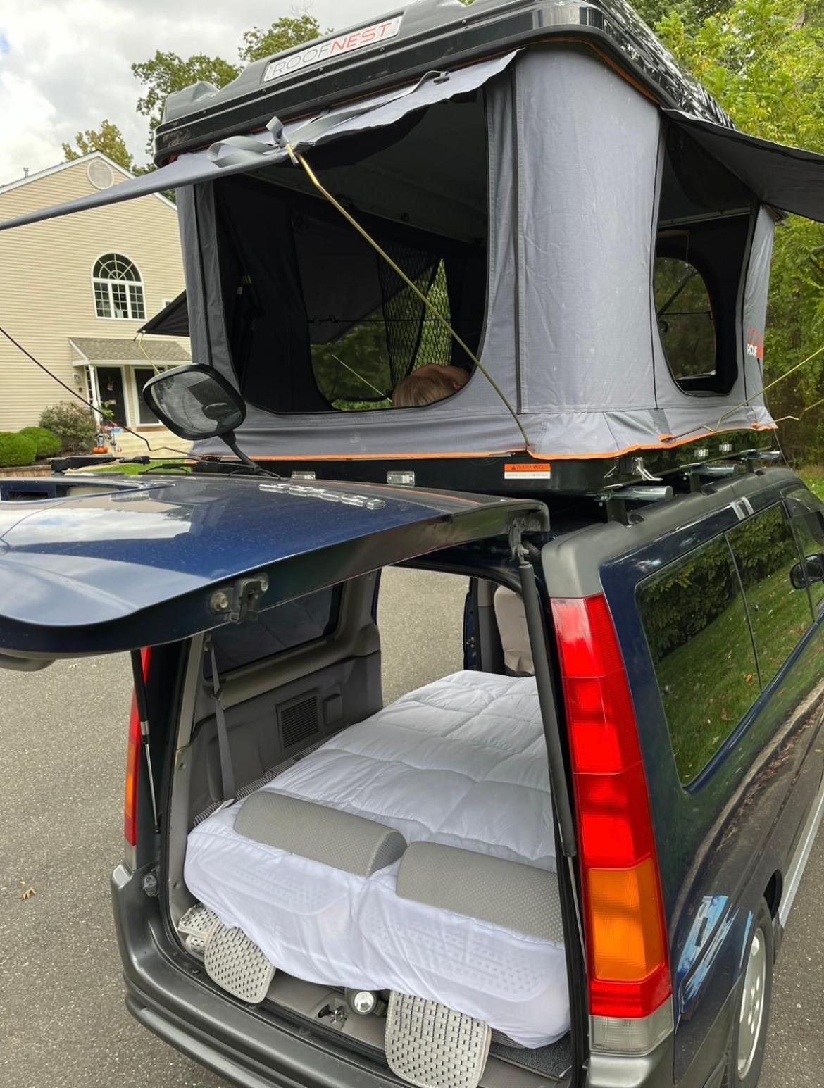 Luxury tent Allyouneedvan *