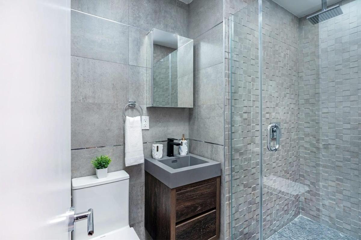 48-4fw Newly Renovated 2br Midtown West W&d Apartment New York