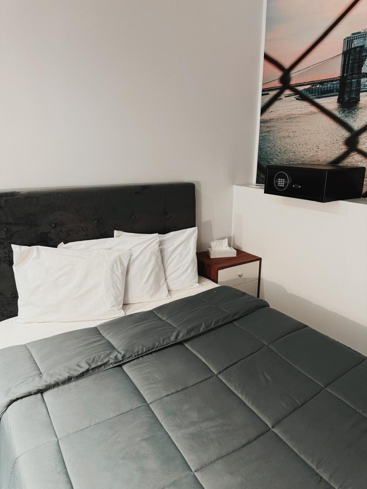 Nova Brooklyn 3*