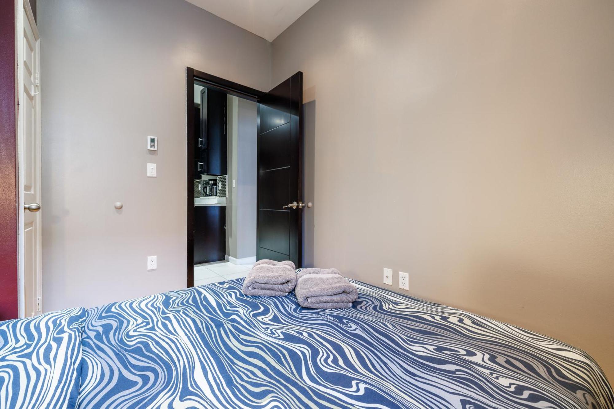 Enjoy The Easy Access Of Uws Apartment *