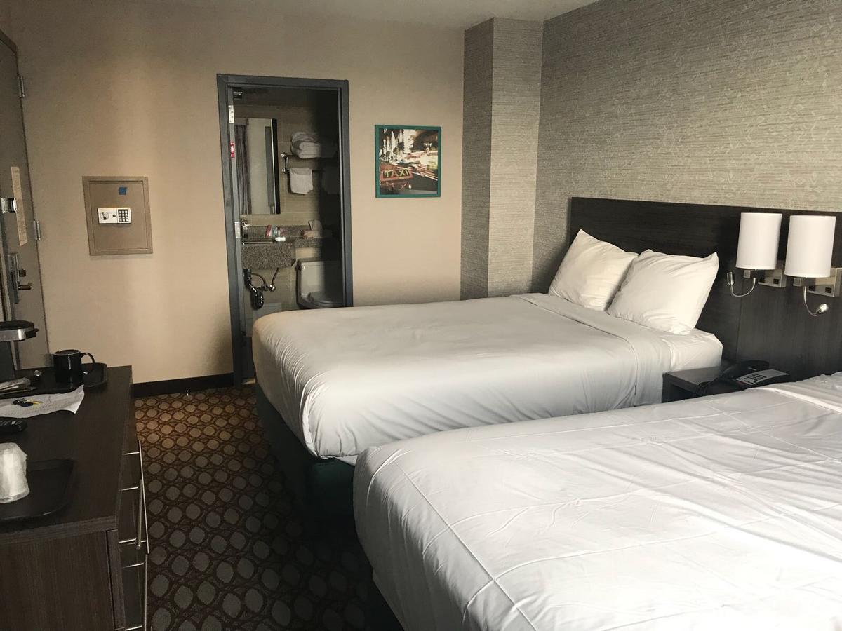 Wingate By Wyndham Jamaica Ny/ Airtrain Jfk