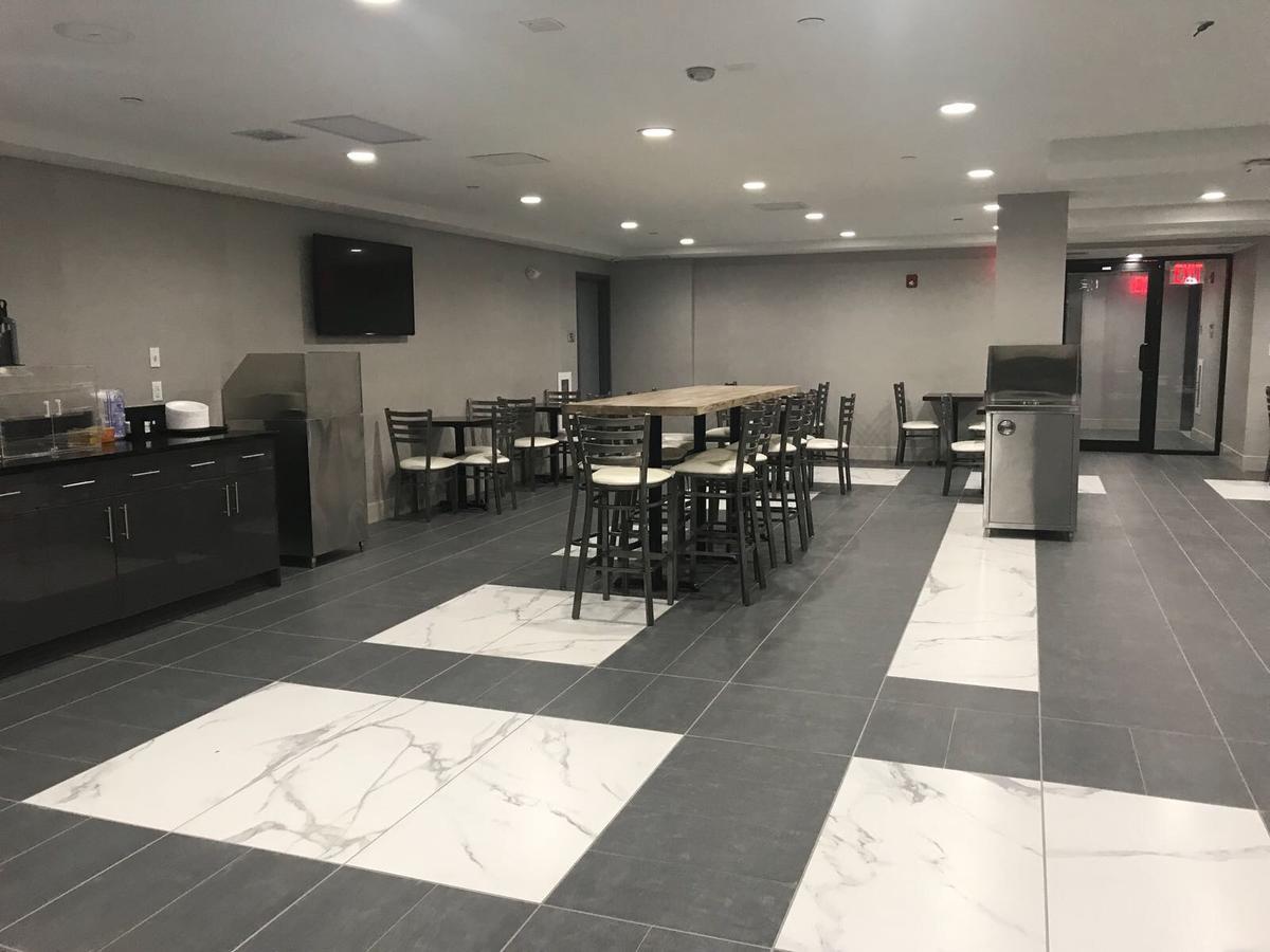 Hotel Wingate By Wyndham Jamaica Ny/ Airtrain Jfk New York