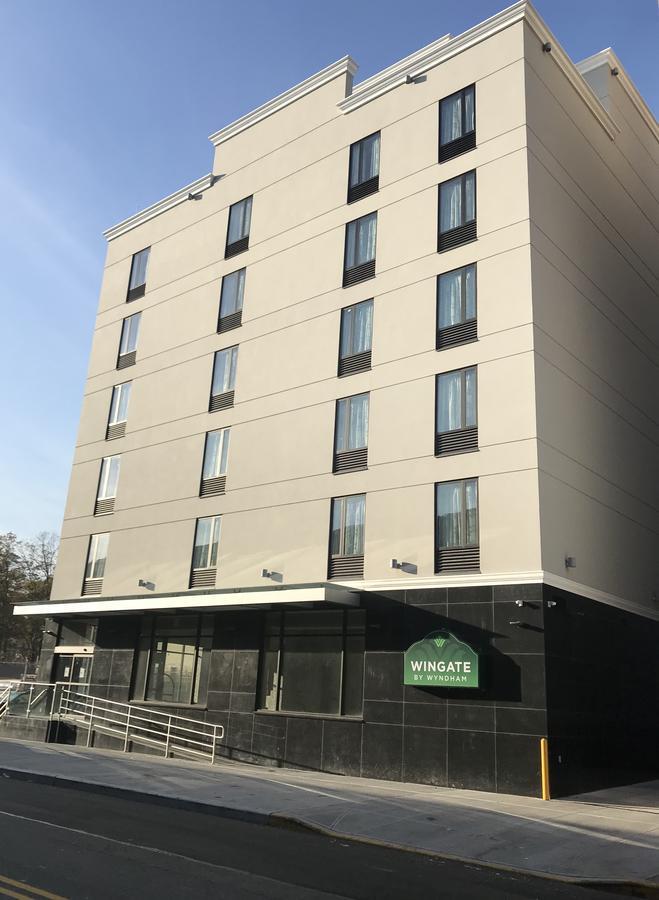 Wingate By Wyndham Jamaica Ny/ Airtrain Jfk New York