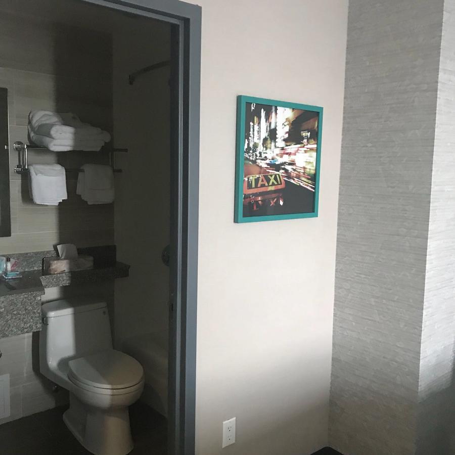 Hotel Wingate By Wyndham Jamaica Ny/ Airtrain Jfk New York