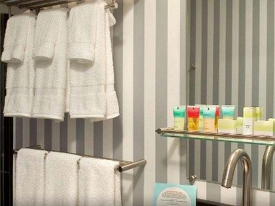 Four Points By Sheraton Manhattan Soho Village Hotel
