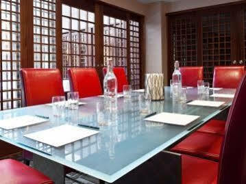 Four Points By Sheraton Manhattan Soho Village Hotel
