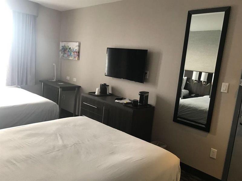 Hotel Wingate By Wyndham Jamaica Ny/ Airtrain Jfk