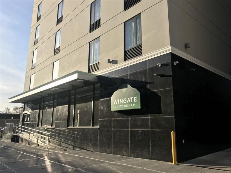 Wingate By Wyndham Jamaica Ny/ Airtrain Jfk Hotel 3*