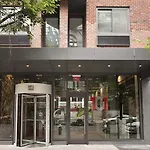 Chelsea 1Br W Balcony Gym Doorman Nyc-162