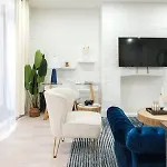 3Br 2Baths With Private Outdoors