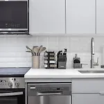 Swj Btm G, 1 And 2 - Save On 2Day+ Stays_6Br Triplex